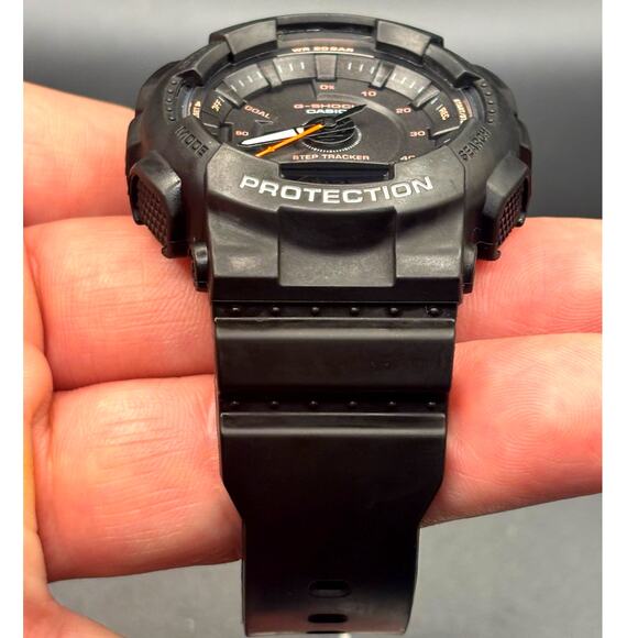 Casio G-Shock GMAS130VC-1A Unisex Black Analog Digital Step Tracker Watch NIBWT main image 6